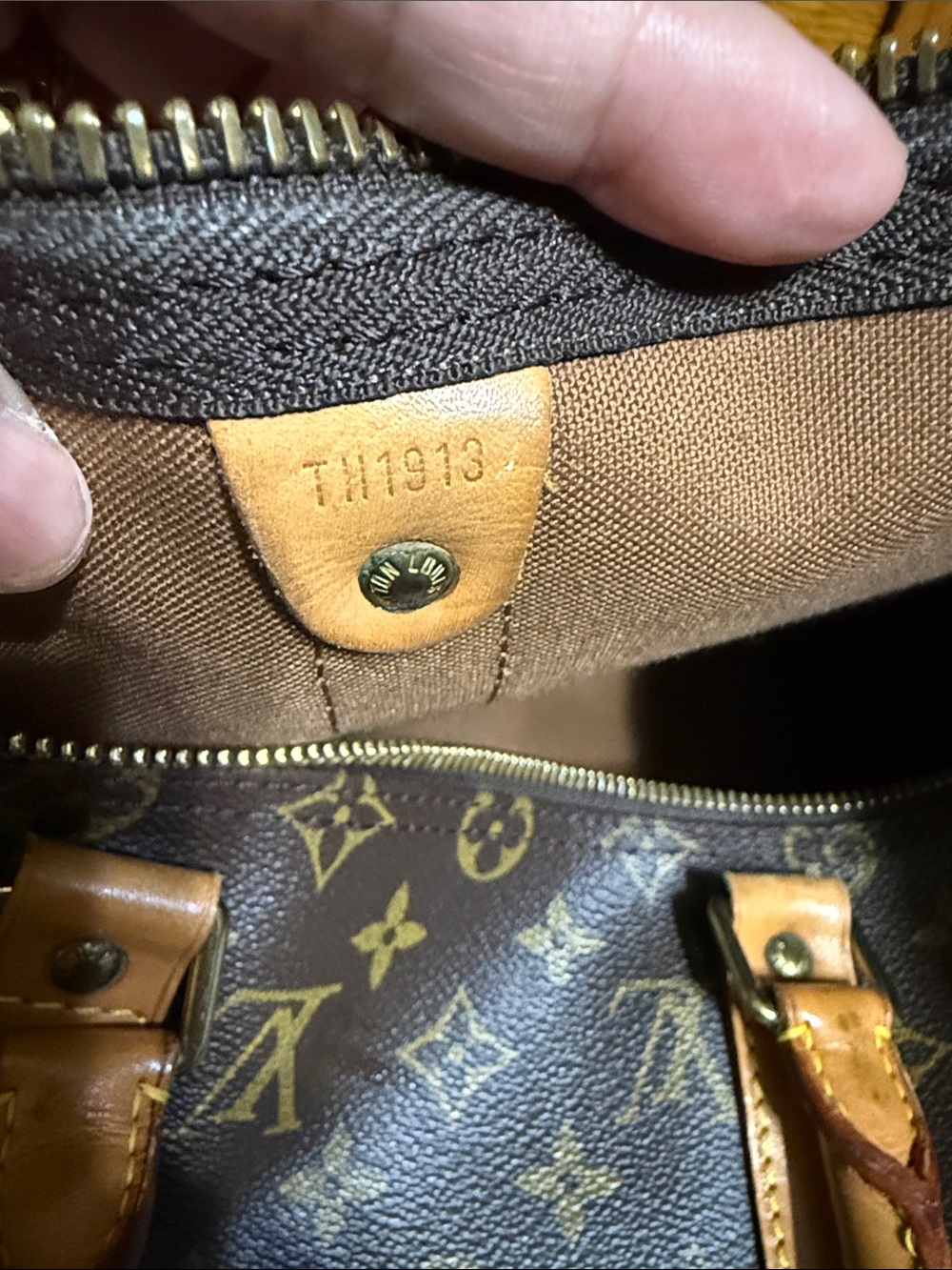 Louis Vuitton Brown Monogram bandolier 55 - Picture 9 of 10